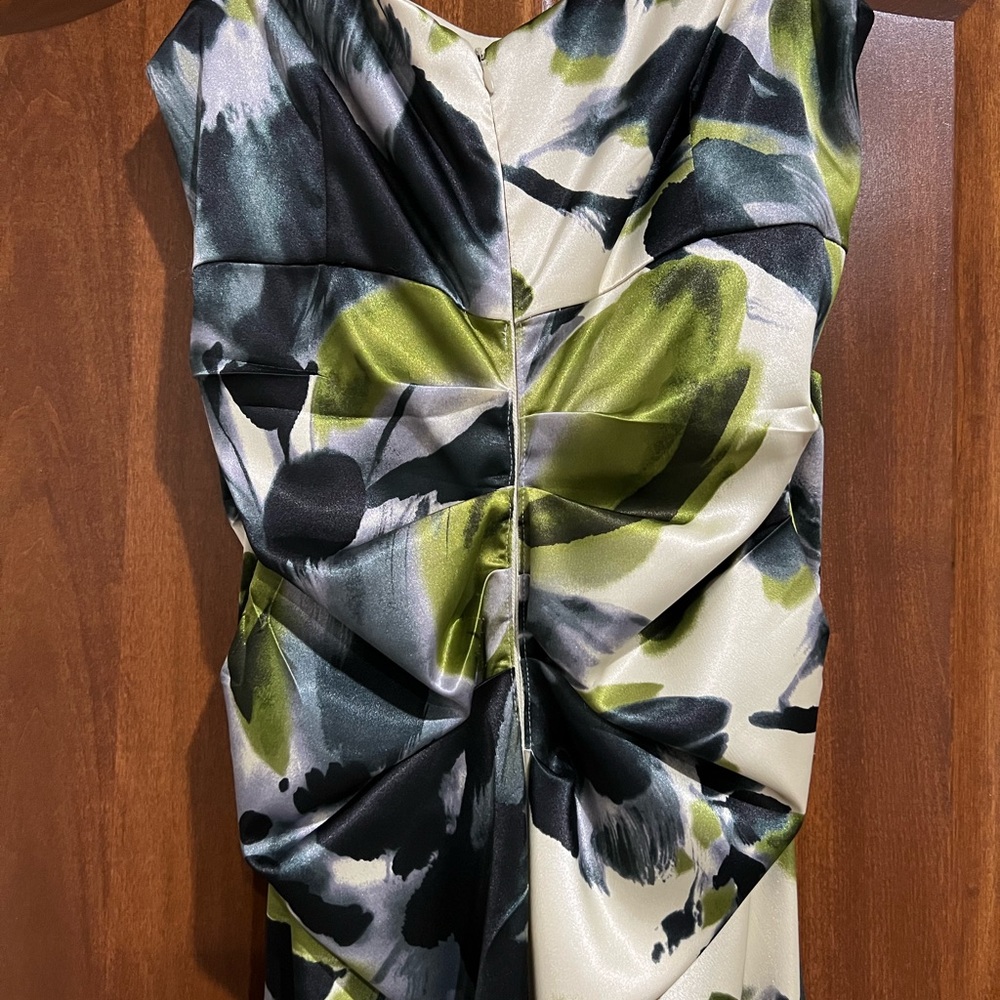 NWOT- Collection by dress barn, green floral print cocktail length dress. - Picture 3 of 5